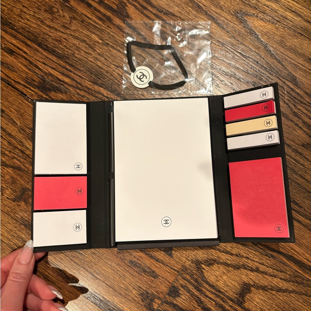 BN Chanel LA Collection Black, White and Red Stationery Set